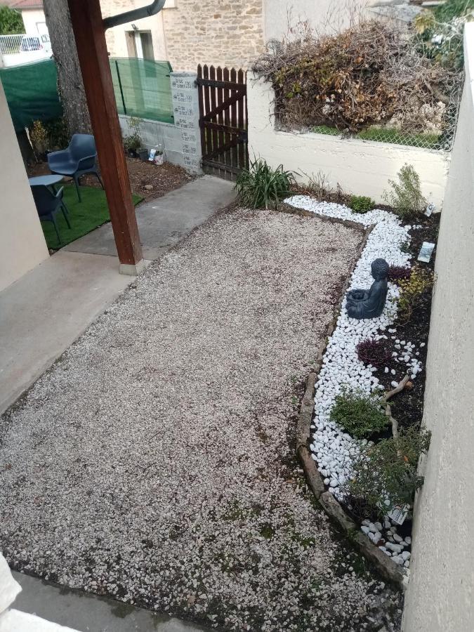 Gite Des Pleiades Villemoirieu Εξωτερικό φωτογραφία